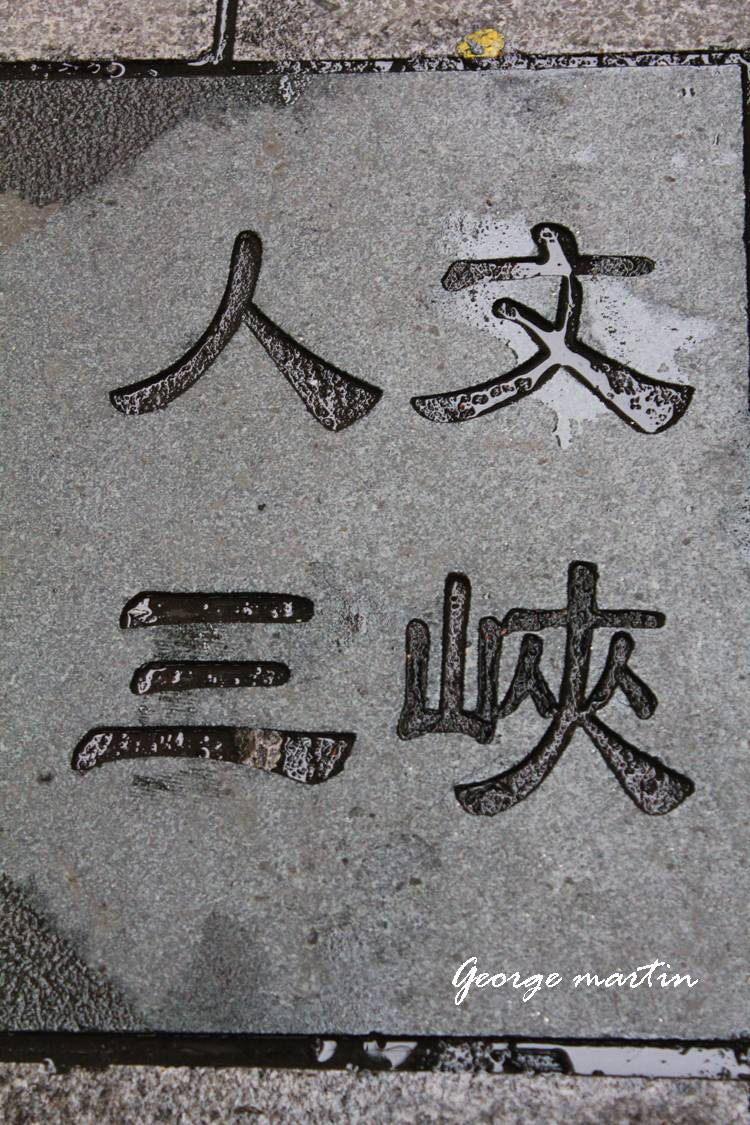 http://i.dcview.tw/gallery/201204/04ff06926a3738a9dd1b060e0803851c.jpg