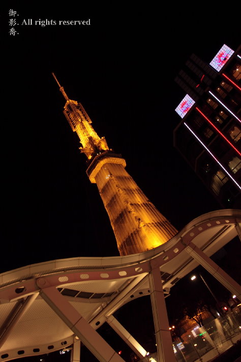 http://i.dcview.tw/gallery/201204/1148ee27e86313955193df38e90d16f7.jpg
