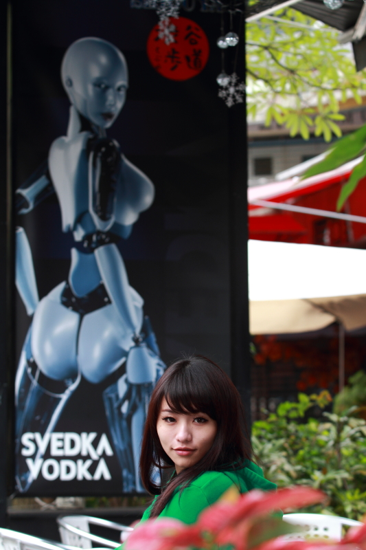 http://i.dcview.tw/gallery/201204/1bf13d1fddea2fff21bf29ed0cdccf8a.jpg
