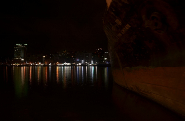 http://i.dcview.tw/gallery/201204/2bbef9a96eac236dcba35625e0f9198a.jpg