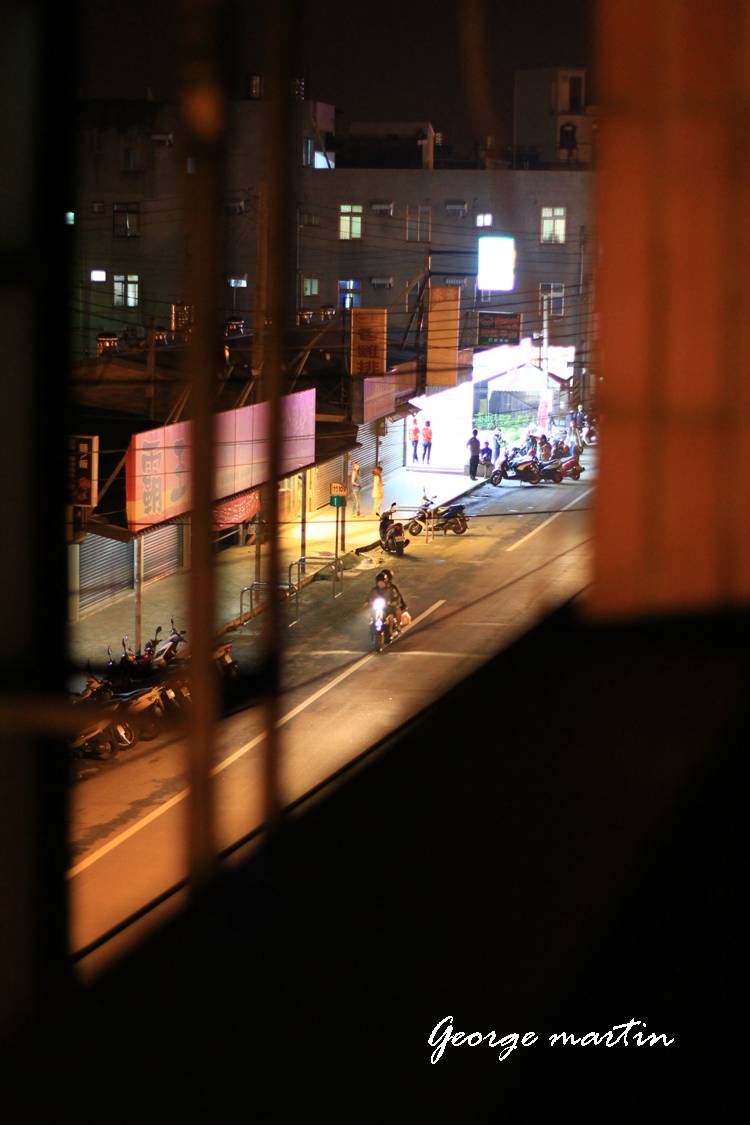 http://i.dcview.tw/gallery/201204/33142e4e577223607190304d8dde6992.jpg