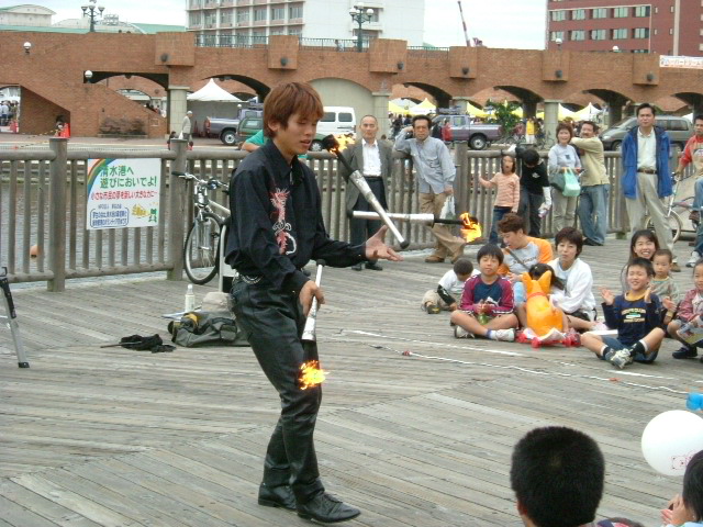http://i.dcview.tw/gallery/201204/370f7bec958fa2f3cf7b87880e7bf2c4.jpg