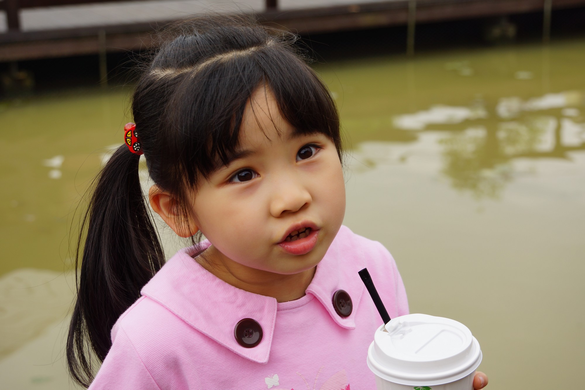 http://i.dcview.tw/gallery/201204/4337c4209869f847bbd5b9055b9fbaef.jpg
