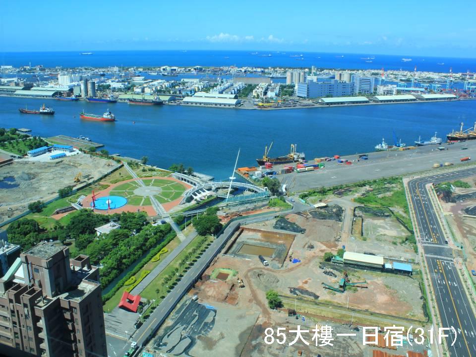 http://i.dcview.tw/gallery/201204/55f7a9e42b9540bf885c4274c2a2c935.jpg