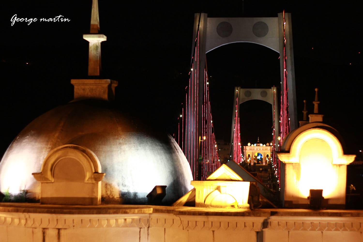 http://i.dcview.tw/gallery/201204/612631f1c43a1cb33759faf2f2d8d42b.jpg