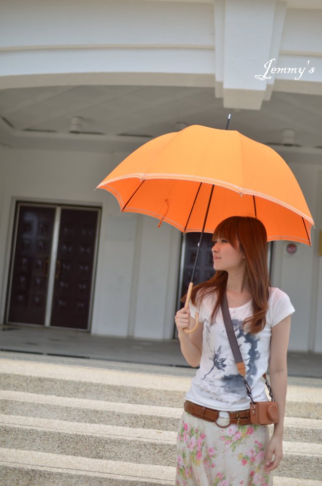 http://i.dcview.tw/gallery/201204/64f51ce6d108959f00a0332e352d3e20.jpg