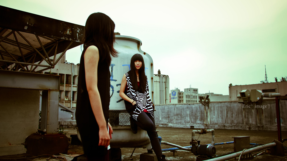 http://i.dcview.tw/gallery/201204/68ab36ff7be4cac25324067d62e947a1.jpg