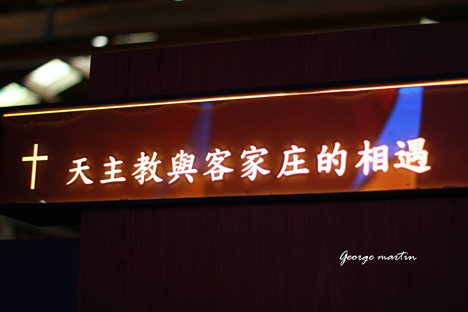 http://i.dcview.tw/gallery/201204/69c68a12ac38b8218ebd59dc1ad1e9ba.jpg