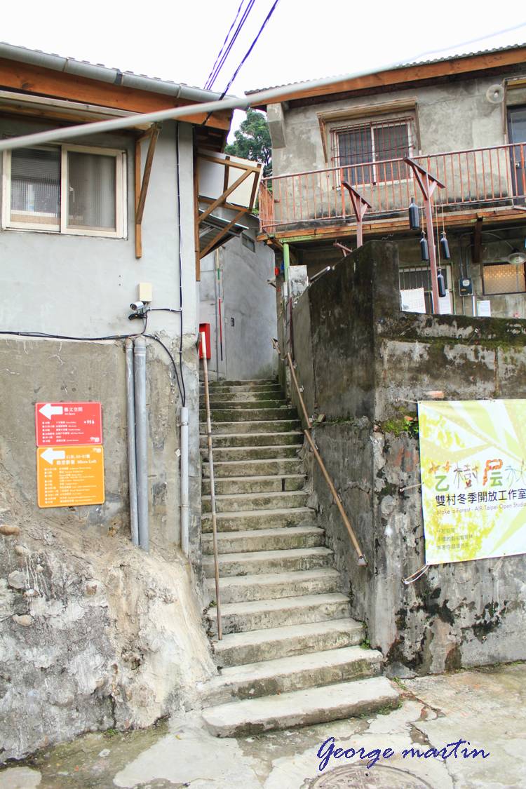 http://i.dcview.tw/gallery/201204/6a7a4792f95b66fe55d5fa8fb49fde9d.jpg