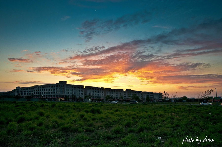 http://i.dcview.tw/gallery/201204/6c4b894013f5202a6ed06e8f1e814031.jpg
