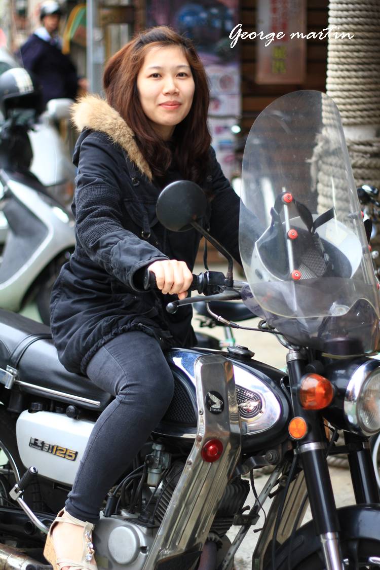 http://i.dcview.tw/gallery/201204/6f5927de00821960bf571e34de2d7de3.jpg