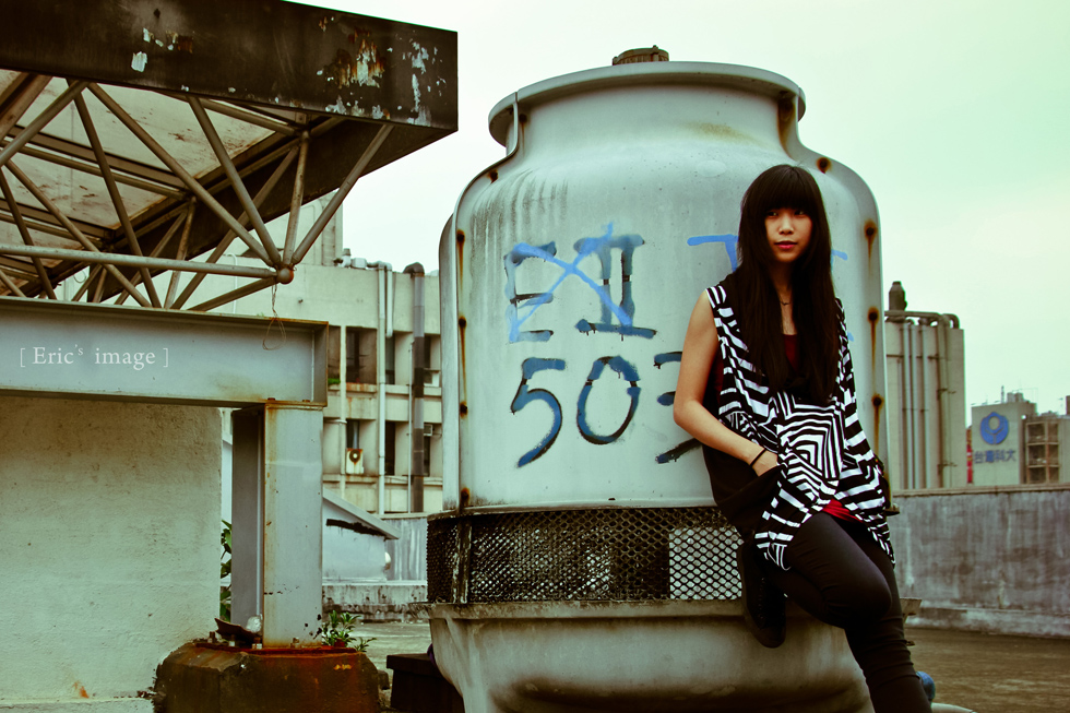 http://i.dcview.tw/gallery/201204/8198040de00d1de448f13ad2674d8252.jpg