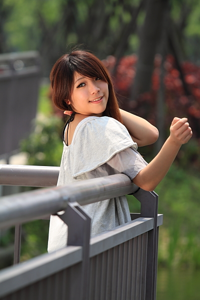 http://i.dcview.tw/gallery/201204/81fb0b2465a3fc9471c2b12c4abdf5c9.jpg