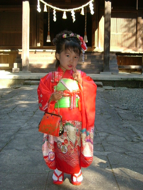 http://i.dcview.tw/gallery/201204/b338cfeb316022d3cedd5efd6a60353e.jpg