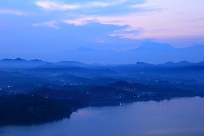 http://i.dcview.tw/gallery/201204/b497be6f48727672612fe8a169e1f2ac.jpg