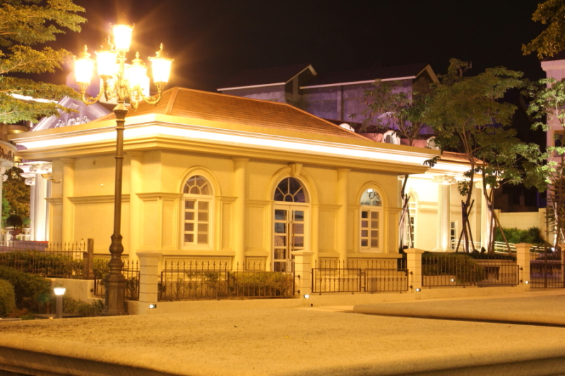 http://i.dcview.tw/gallery/201204/bb319b661d1c4ff752087151fdf58491.jpg