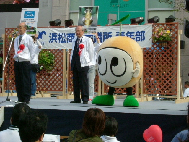 http://i.dcview.tw/gallery/201204/cfb353d8c670fb7c462ded35cdf4e749.jpg