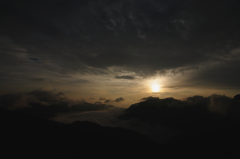 http://i.dcview.tw/gallery/201204/d0e0f9d88088fb42ded638e42f5eb009.jpg