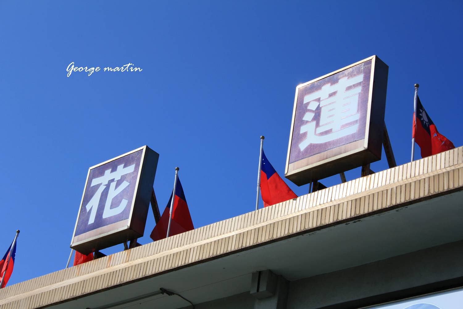 http://i.dcview.tw/gallery/201204/da1efc17259f19d3a4c33fd99b292a7e.jpg