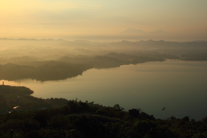 http://i.dcview.tw/gallery/201204/f00a3b466fc09ac149fa3a628db13e50.jpg