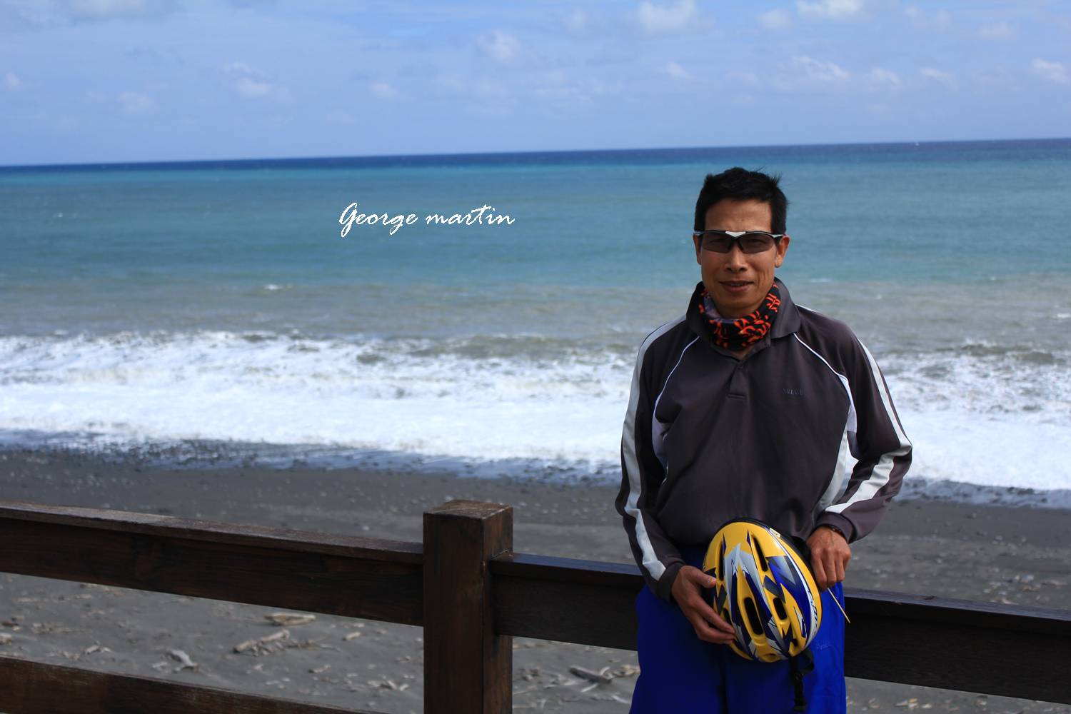 http://i.dcview.tw/gallery/201204/f0d4bcf5818891c1096739871f6e918f.jpg