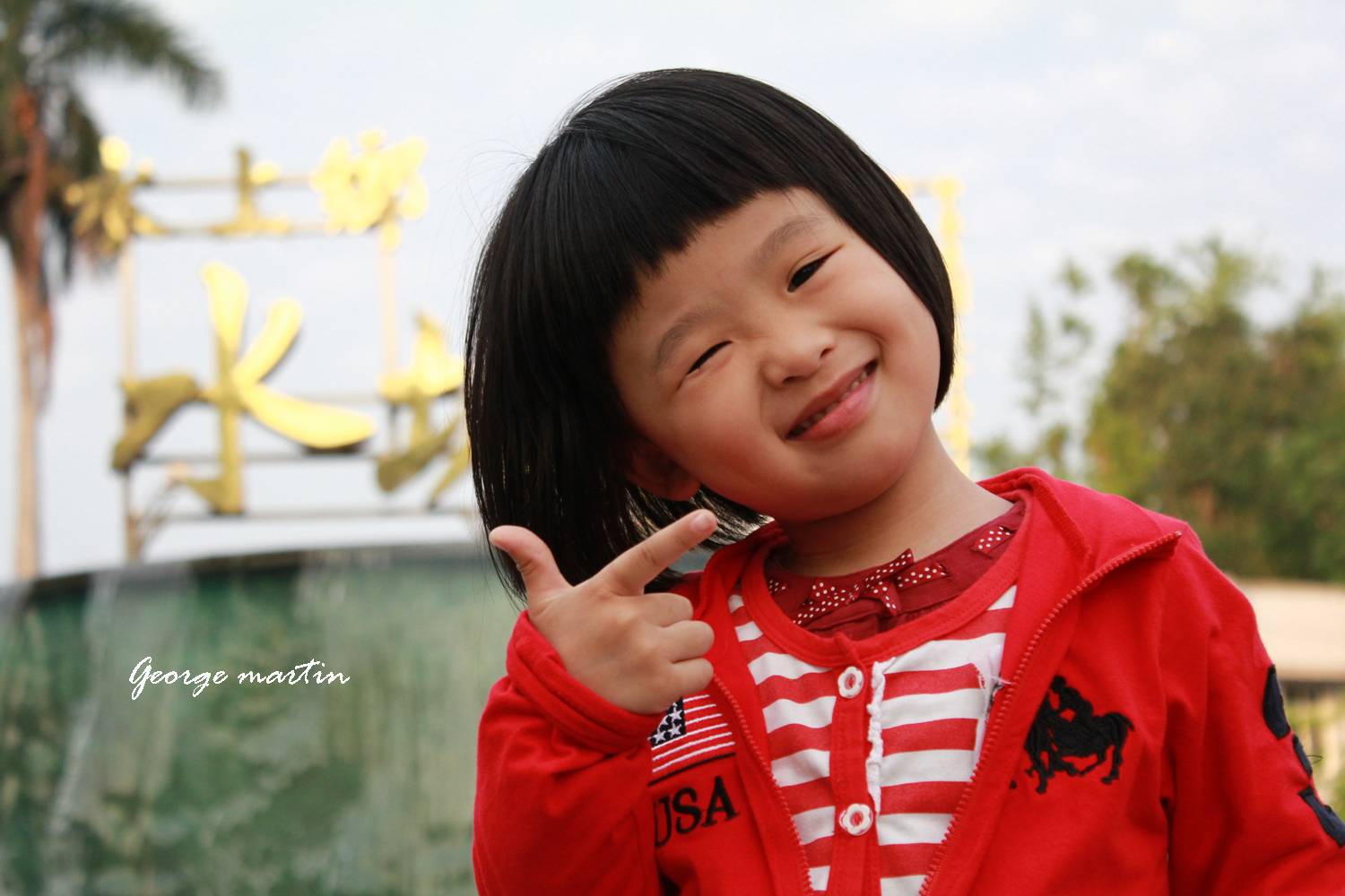 http://i.dcview.tw/gallery/201204/f9bfc0554f89991d693fea8b61becbb9.jpg