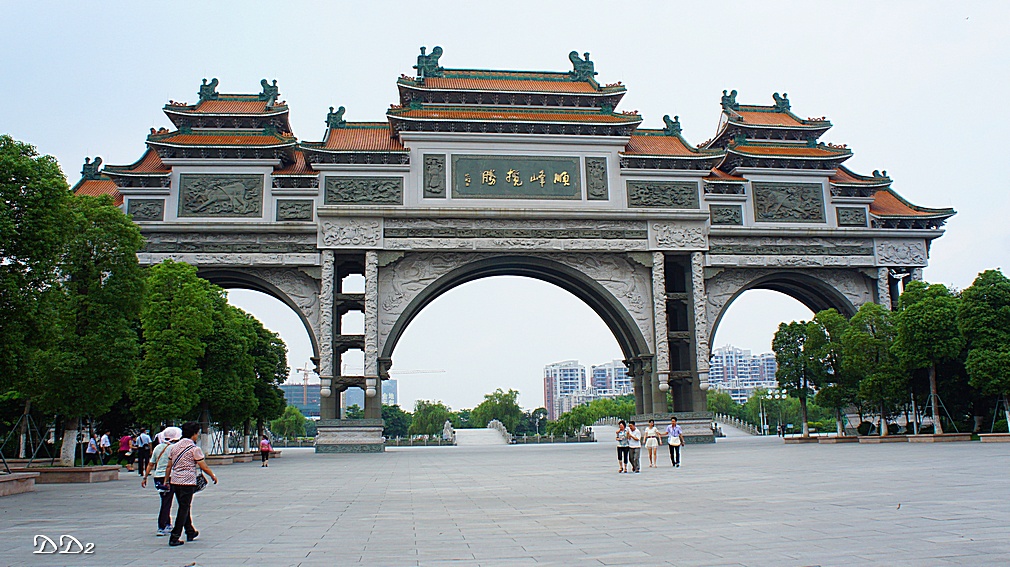 http://i.dcview.tw/gallery/201205/01f5fd541104d2907b036f920b62ebbb.jpg