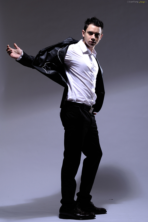 http://i.dcview.tw/gallery/201205/0da42b8664e2d5659f449df00af4c920.jpg