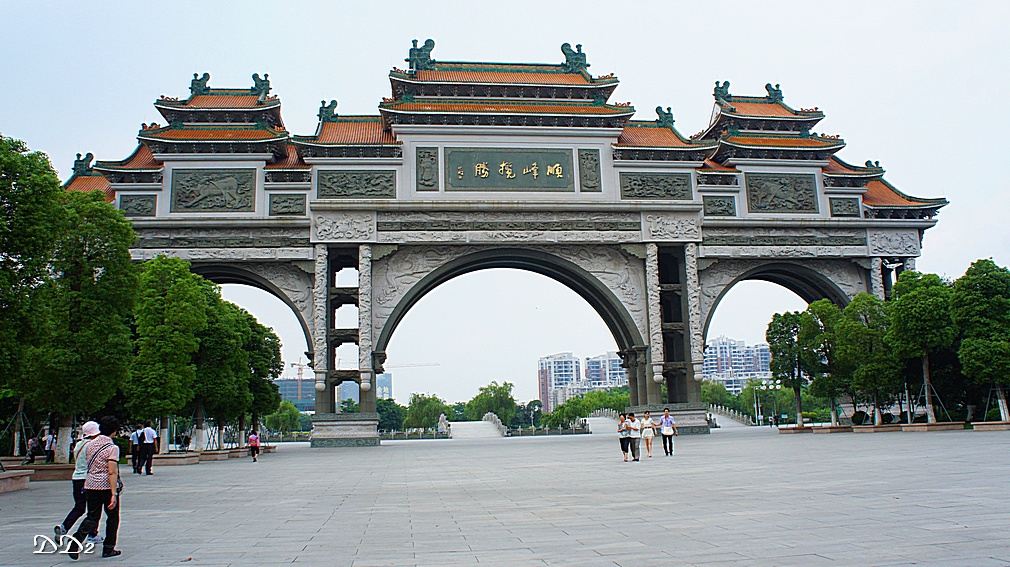http://i.dcview.tw/gallery/201205/12e536fb52ac7c4d70cd141974b5e83e.jpg