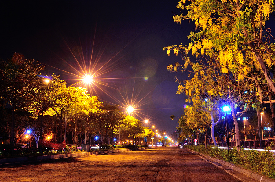 http://i.dcview.tw/gallery/201205/1463daf7ef529a7fe3859b3a9e128b35.jpg