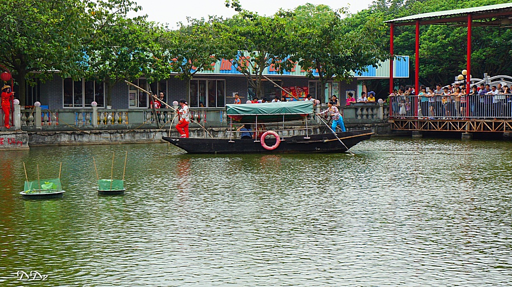 http://i.dcview.tw/gallery/201205/1b17eb18636787d6646dbaa3f8bd09d6.jpg