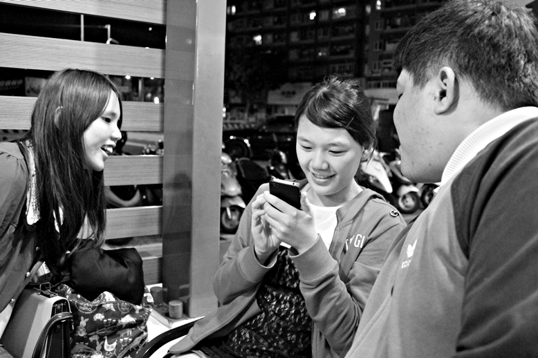 http://i.dcview.tw/gallery/201205/2496238f4e53d40f7a683386fa5171e4.jpg