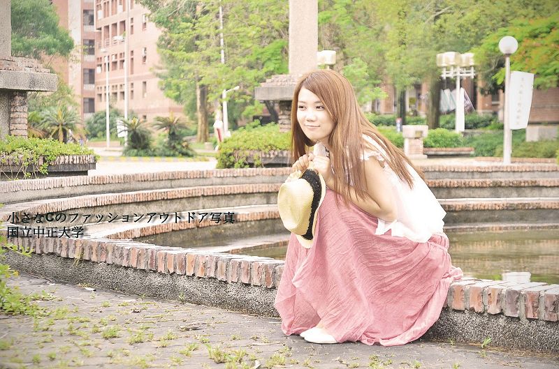 http://i.dcview.tw/gallery/201205/2a43d79f9cf402552dbf3d499b2578c3.jpg