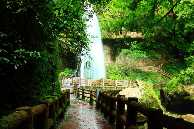 http://i.dcview.tw/gallery/201205/2b4aa112d9dd0dcb8515d930aa193d67.jpg
