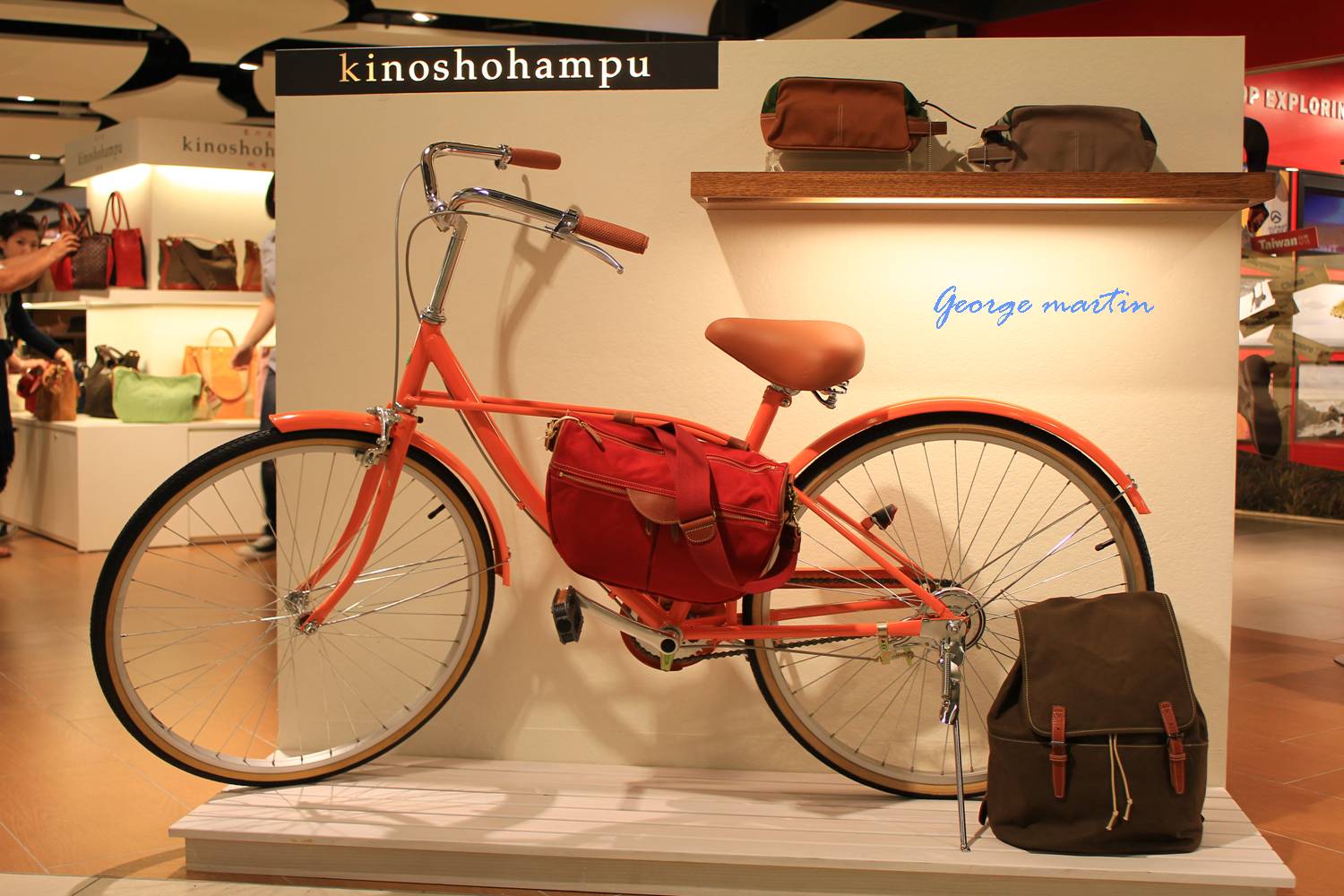 http://i.dcview.tw/gallery/201205/3d0955cbfbaf2a1f6cbb19733786d513.jpg