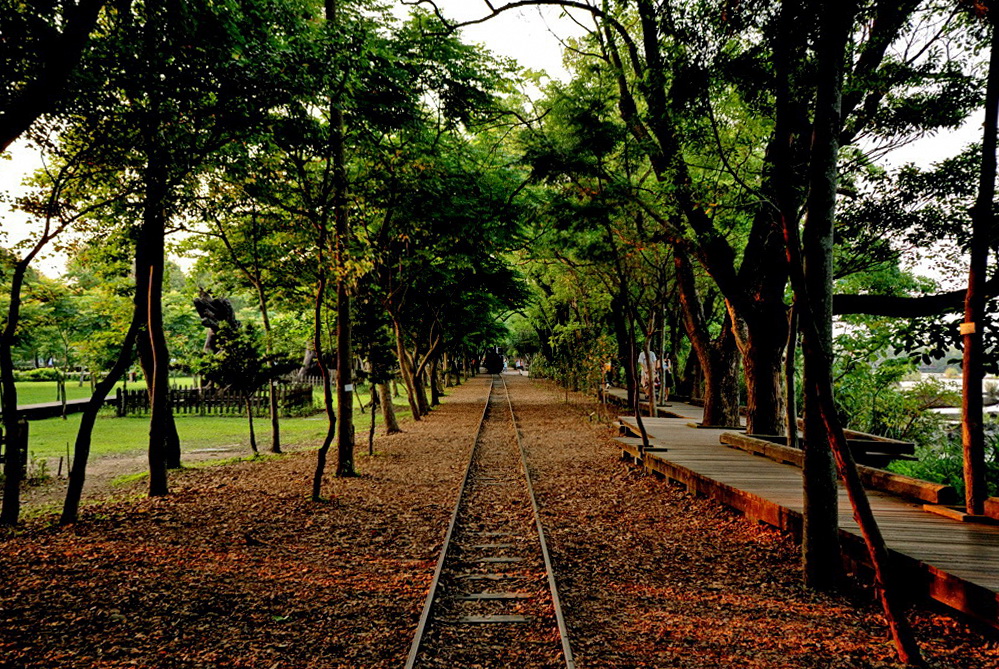 http://i.dcview.tw/gallery/201205/3d1a93aa01568007bf813571a714a7d0.jpg