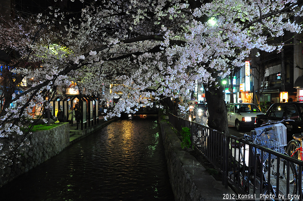 http://i.dcview.tw/gallery/201205/4e5f681f02616c4803a59f81e7590e14.jpg