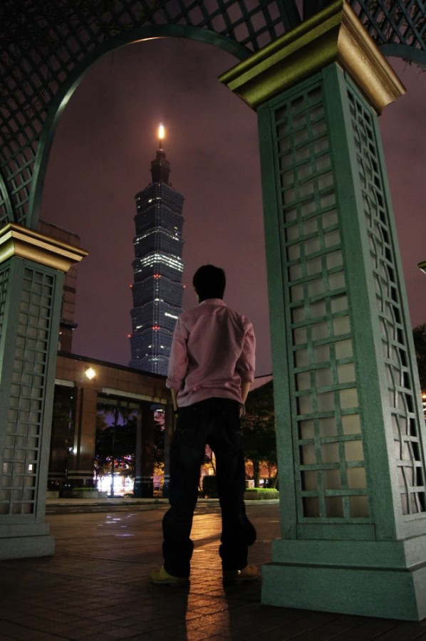 http://i.dcview.tw/gallery/201205/62013f16a7435d5dd4db57d1d392673c.jpg