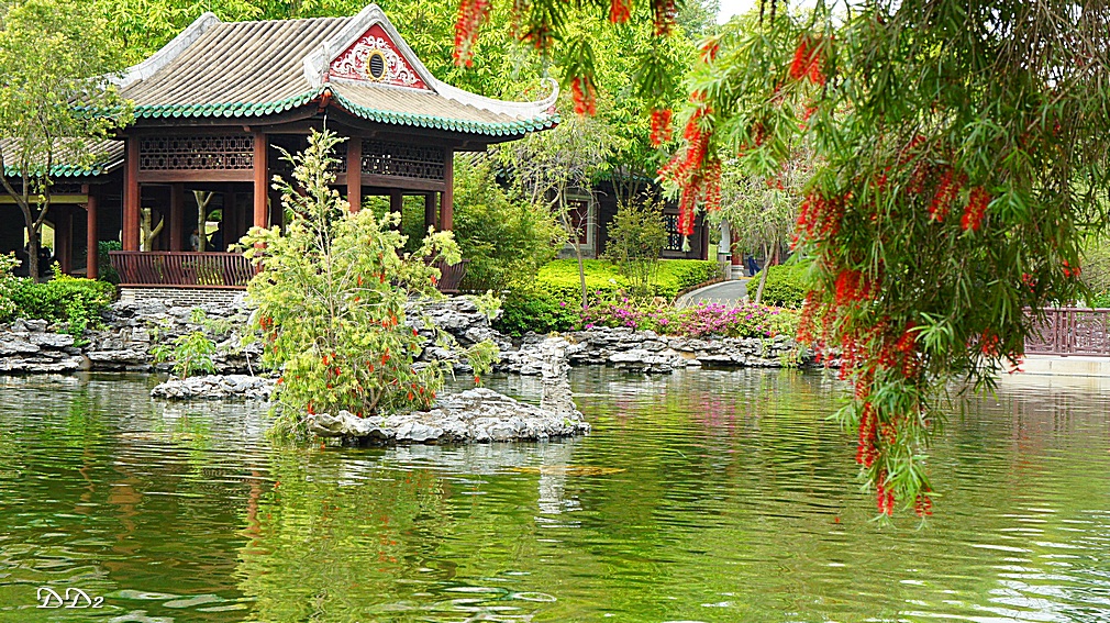 http://i.dcview.tw/gallery/201205/6aa9f9ad4cf2d3358c4f949041ff8577.jpg