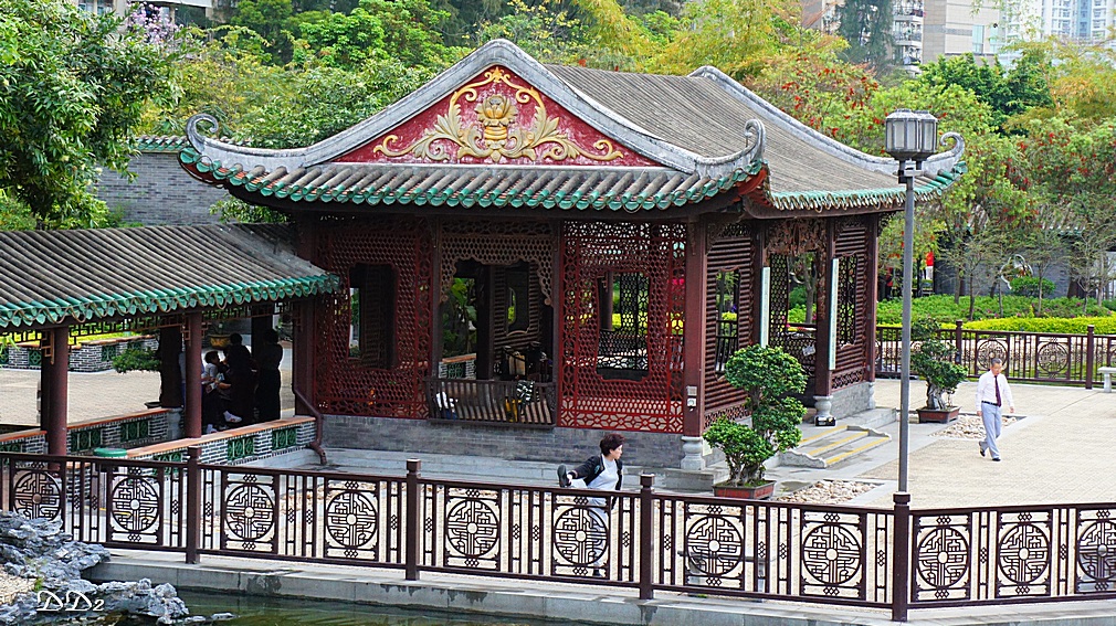 http://i.dcview.tw/gallery/201205/6e7383fe3ed9ef558d6c4d0cfef4af7d.jpg