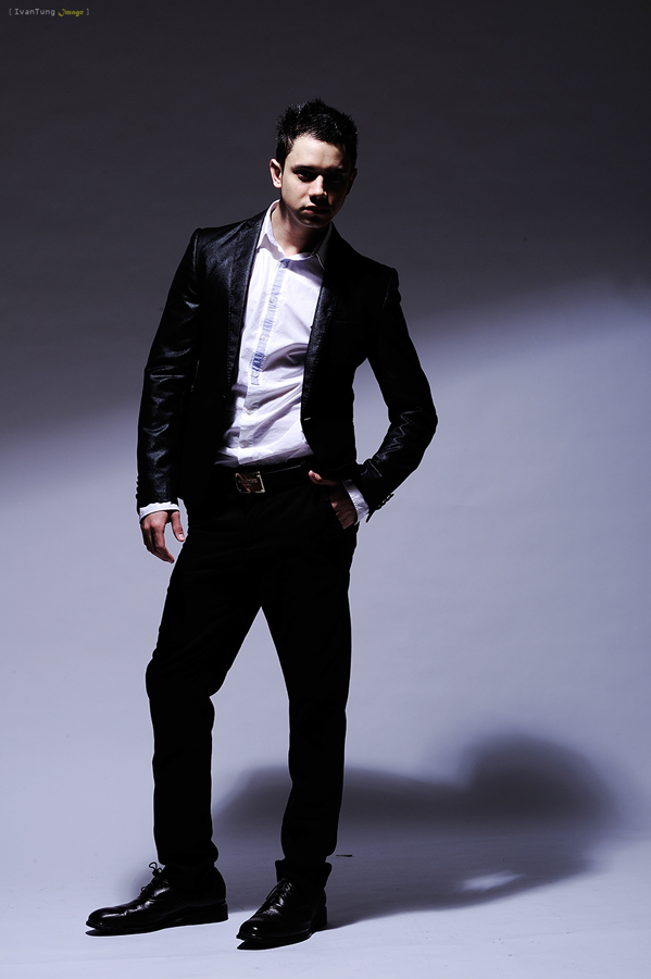 http://i.dcview.tw/gallery/201205/7c42f8b35418b54fc6a7f52831ff1931.jpg