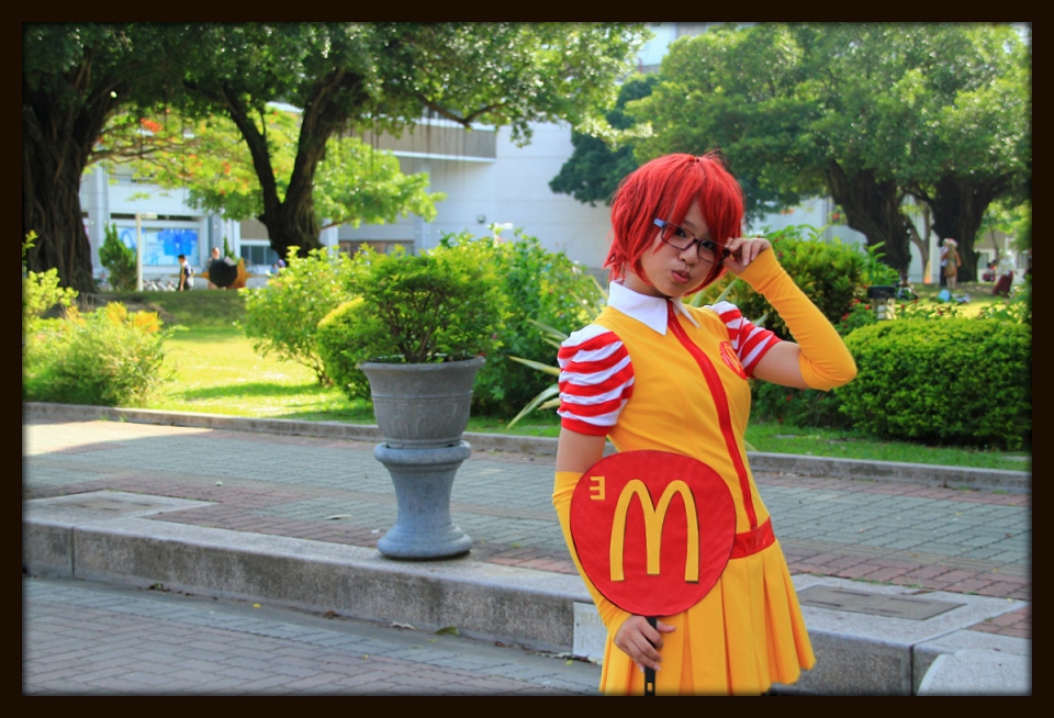 http://i.dcview.tw/gallery/201205/7de87555c025f5b076e3bf11a19b3cd5.jpg
