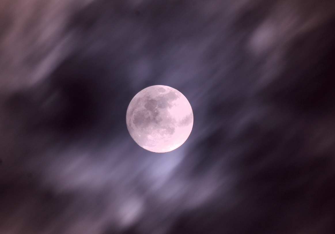 http://i.dcview.tw/gallery/201205/89e499b328fc3363de2197b0d062f49c.jpg