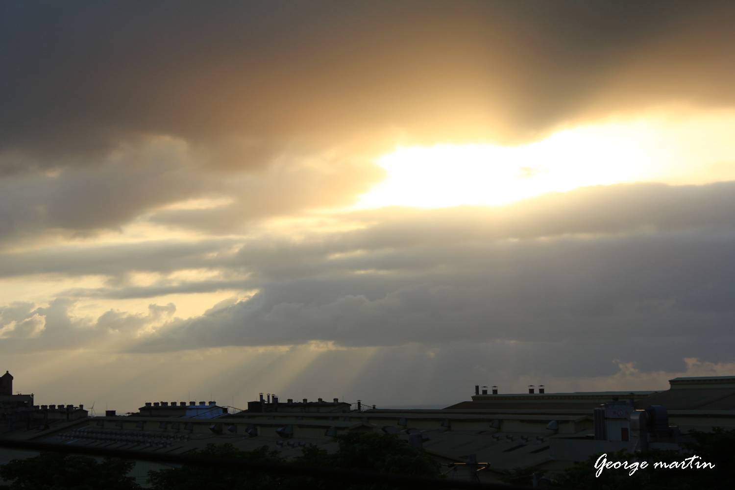 http://i.dcview.tw/gallery/201205/97a85536555a389aff9b925d9c26eef5.jpg