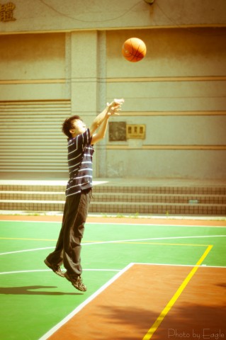 http://i.dcview.tw/gallery/201205/989ca4dc6b2aff5f1c0877cb7bef8a53.jpg