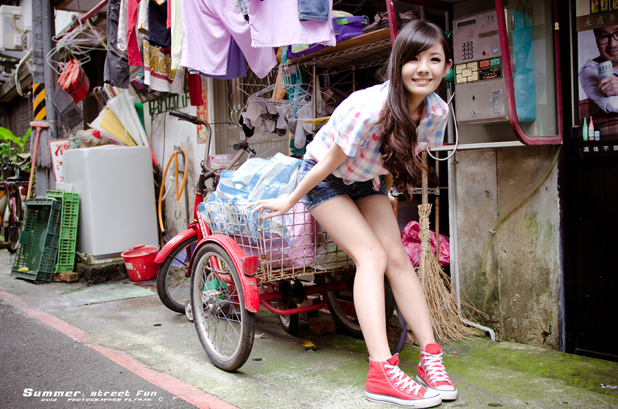 http://i.dcview.tw/gallery/201205/9c3000e6e029f19528e1b840c213663d.jpg