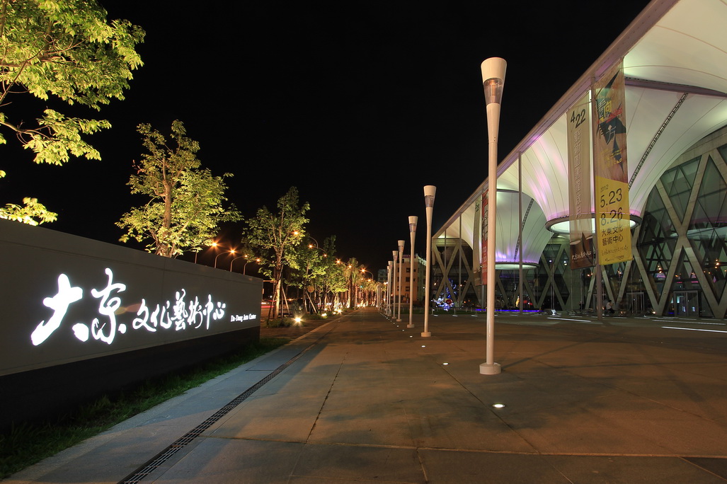 http://i.dcview.tw/gallery/201205/9f02a802d5b4a6b56c072c77ccc5d492.jpg