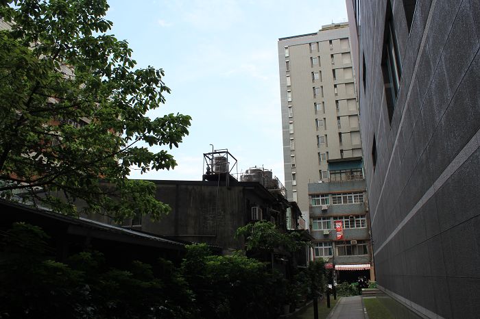http://i.dcview.tw/gallery/201205/a775fa12143f5760ca30a708fc8cbd4a.jpg