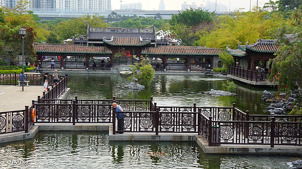 http://i.dcview.tw/gallery/201205/b45959a1b9c2c7e05648eac8f7c2f34e.jpg