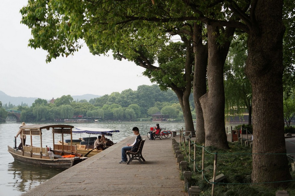http://i.dcview.tw/gallery/201205/b9f7e3b140dbedc2618b71f1e4480159.jpg